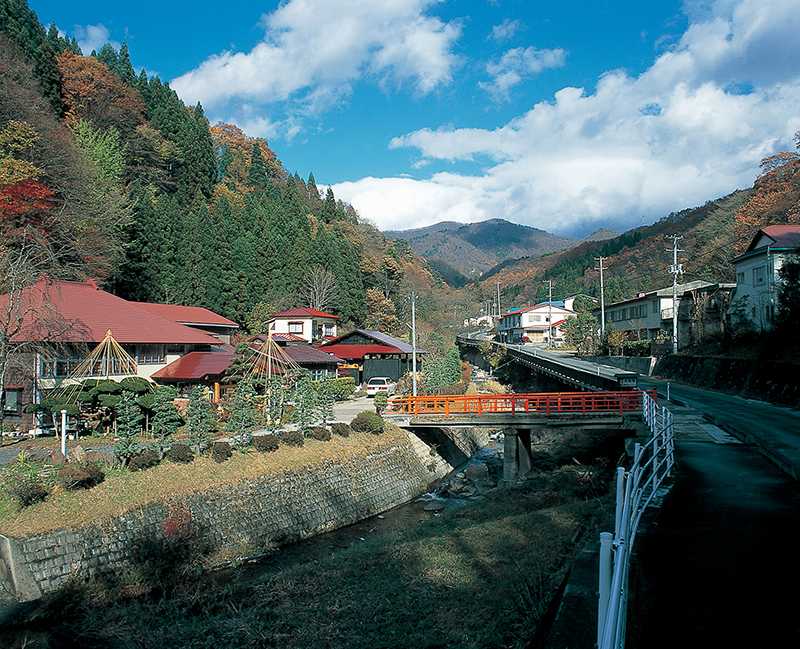 鬼首
