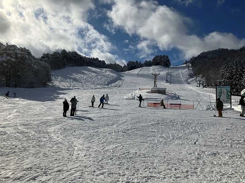 水晶山家庭滑雪场