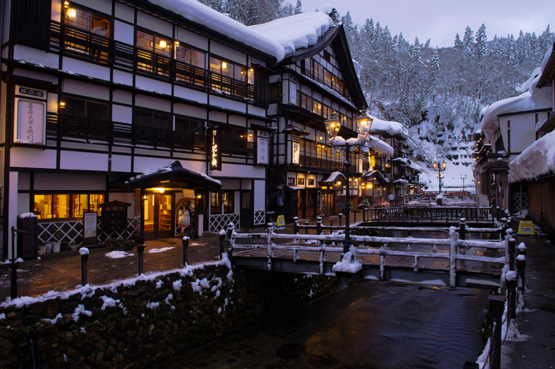 銀山温泉