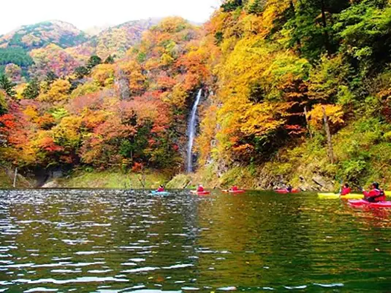 Mikaeri Falls