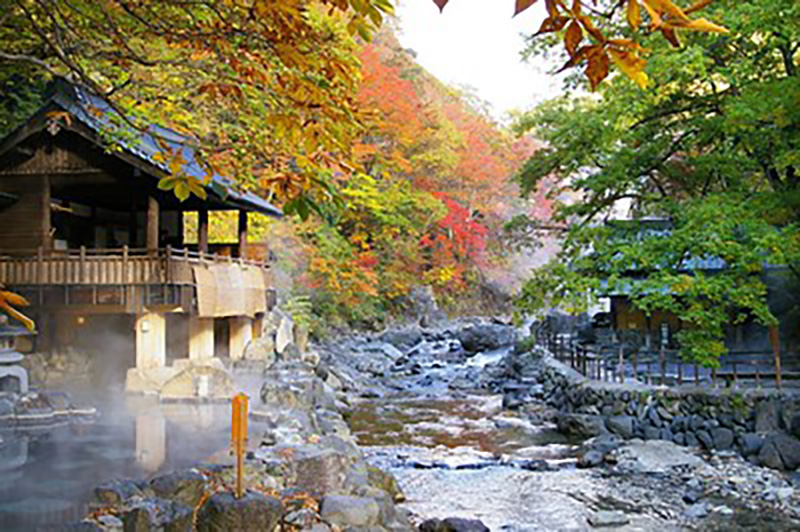 宝川温泉