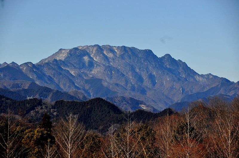 两神山