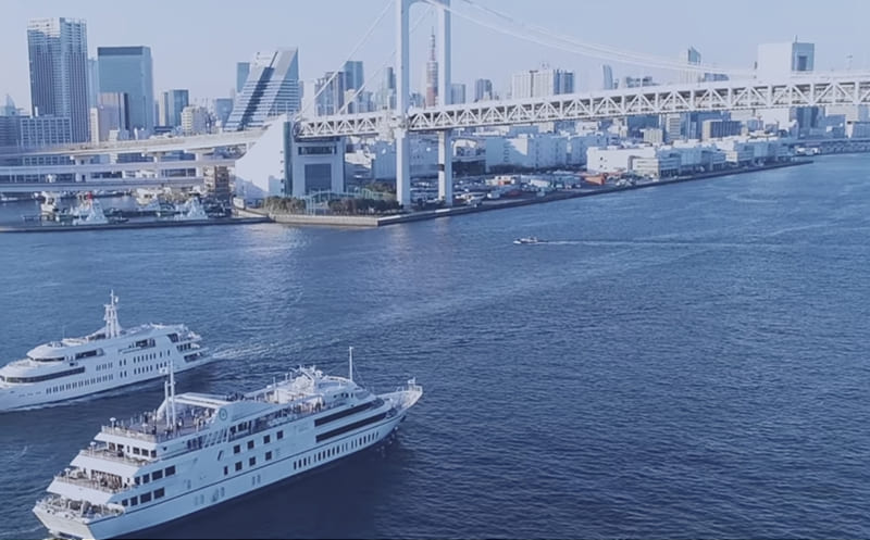 東京ベイ・クルージングレストラン「シンフォニー」