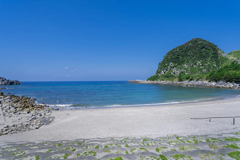 神津島　沢尻海岸