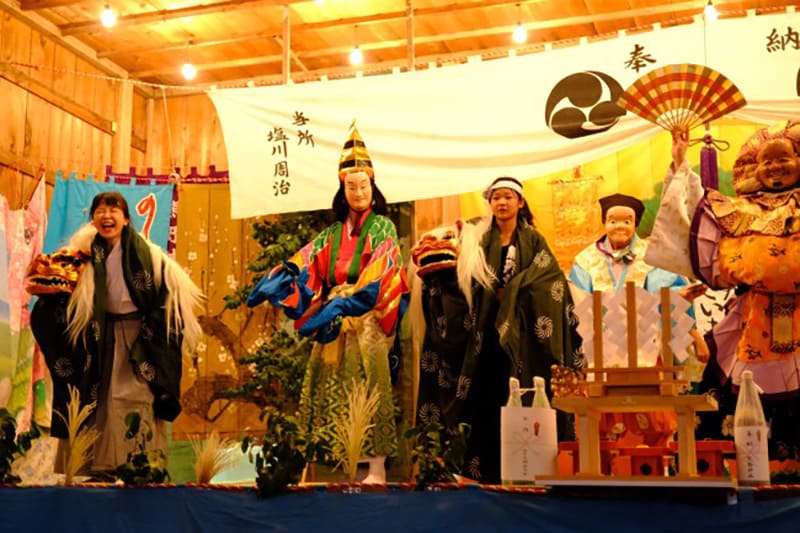 相模里神楽　垣澤社中