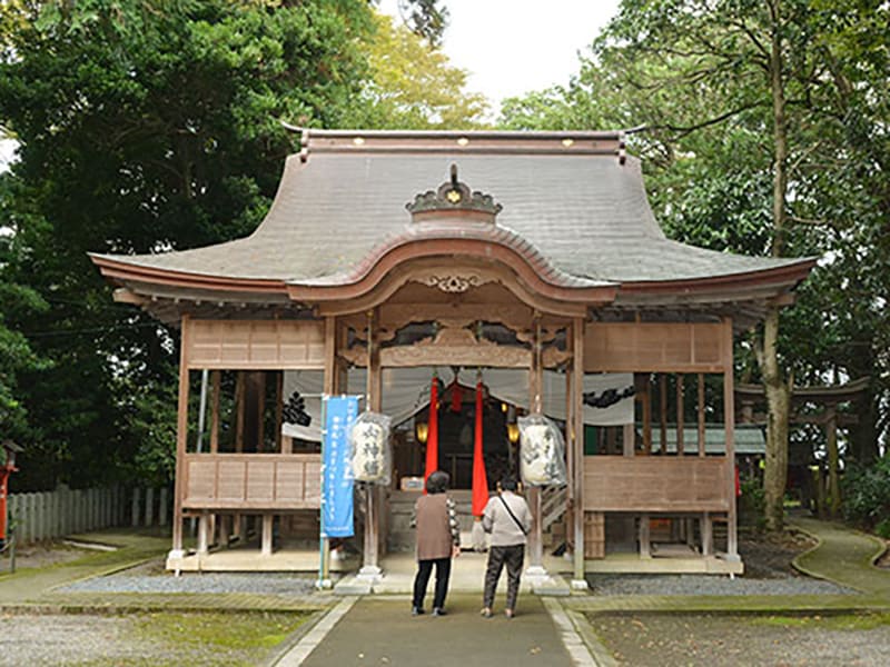 青海神社