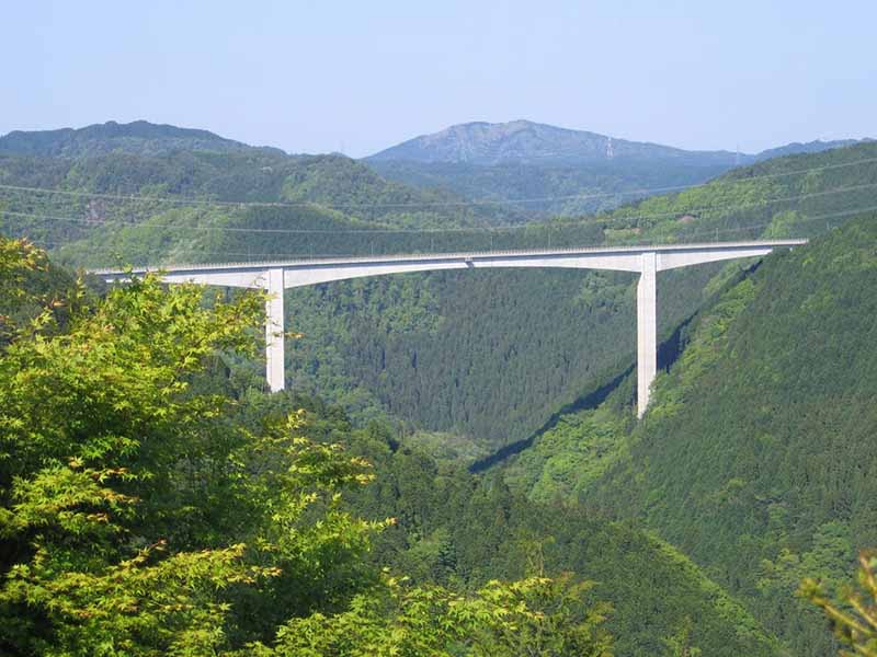 新旅足橋