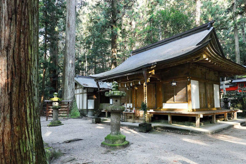 室生龍穴神社