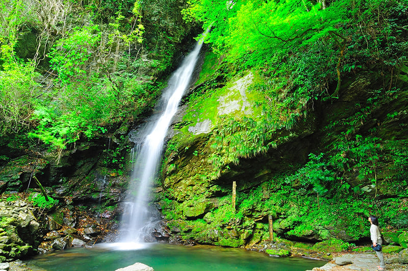 Biwa-no-Taki Falls
