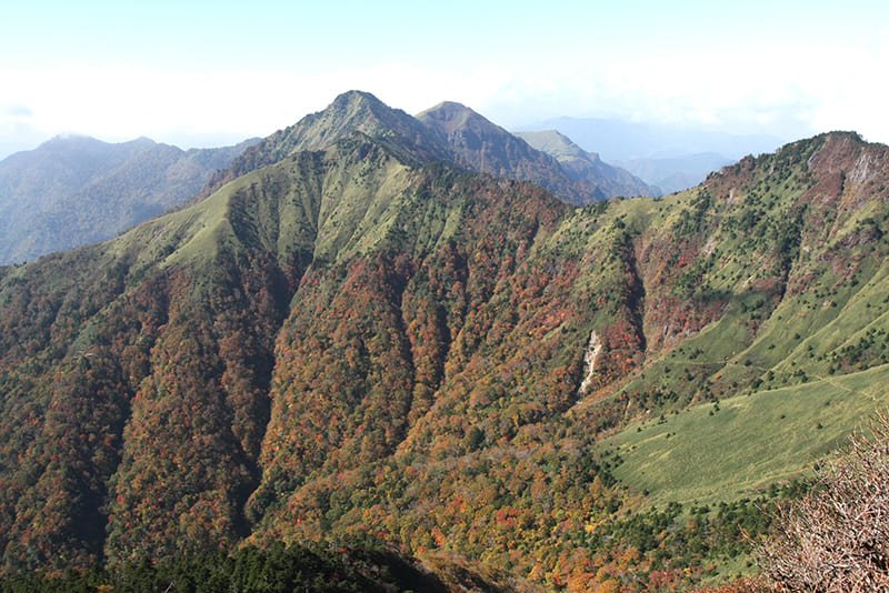 이시즈치산