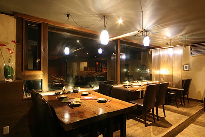 Location Dining 凪